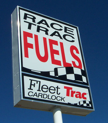 racetrac_lg.jpg